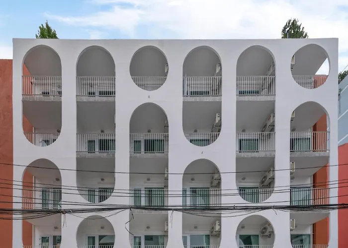 Papa Ratchada-huai Khwang Hotel Bangkok