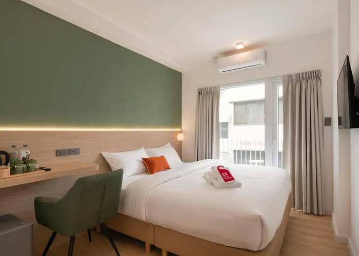 Hotel Papa Ratchada-huai Khwang 3*